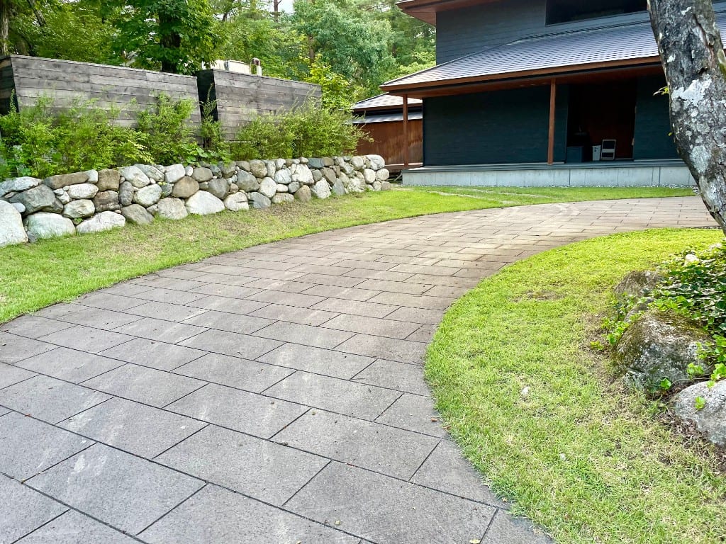 Well-kept grounds and approach to the property