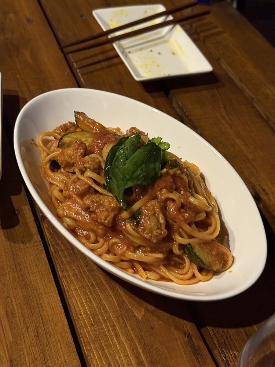 トマトソースのパスタ